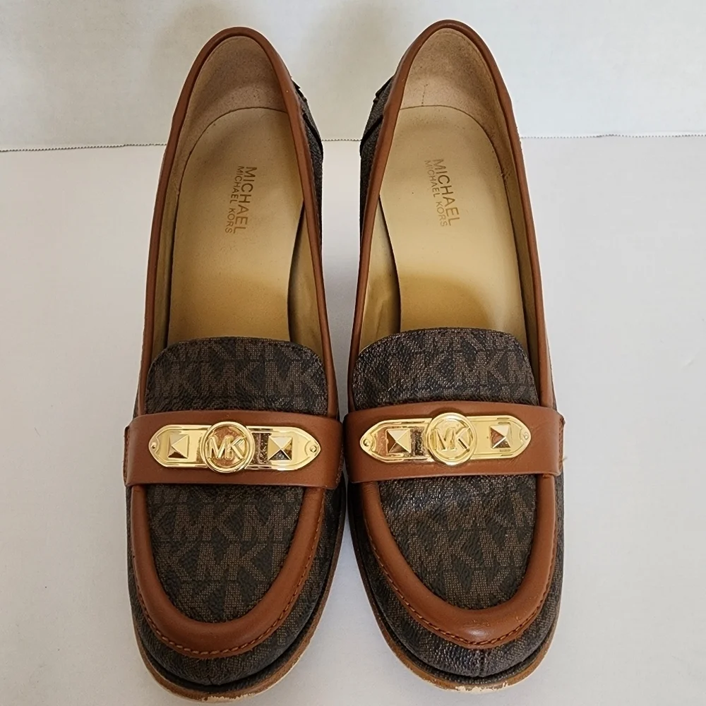 Michael Kors “Jackie” Monogram Canvas & Leather Block-Heel Loafer Size 7.5 M